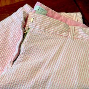Crown & Ivy Seersucker Caroline shorts - pink/white